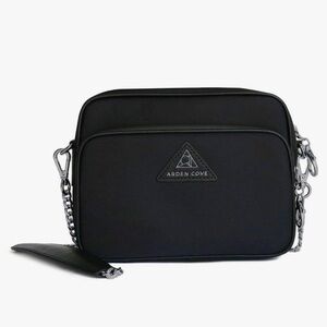Arden Cove Crissy Crossbody w/Chain Strap × 1 Black-Gunmetal / 20" / Classic